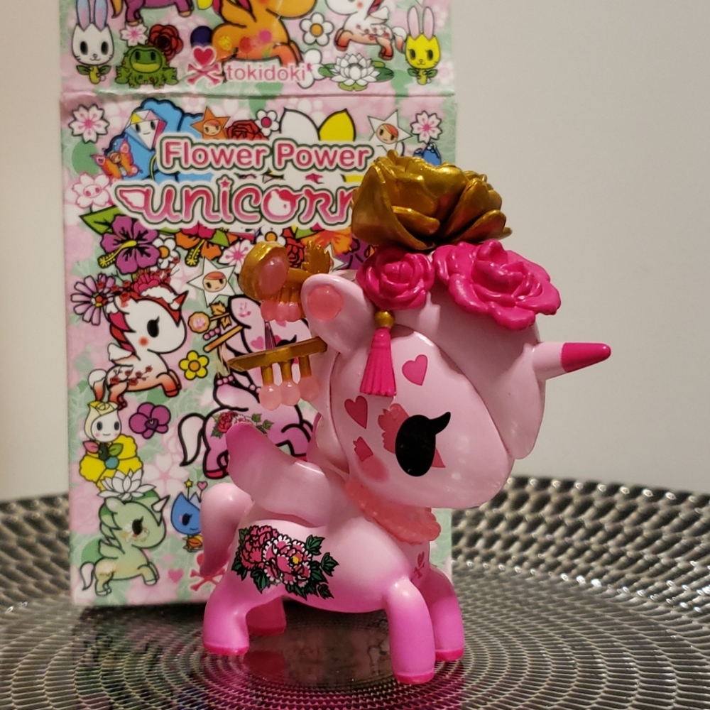 TOKIDOKI FIGURE FLOWER POWER